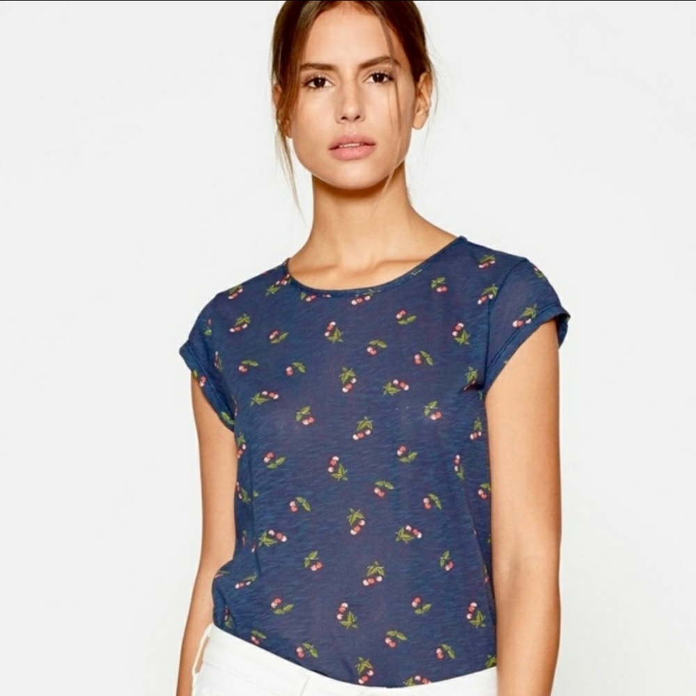 Joie NWT Dillon Cherry Print T-shirt